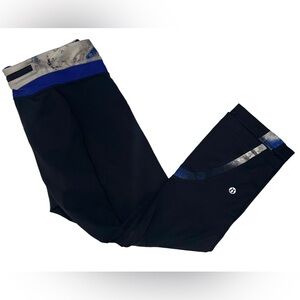 Lululemon Women's Black blue  Capri 21" Size 10‎